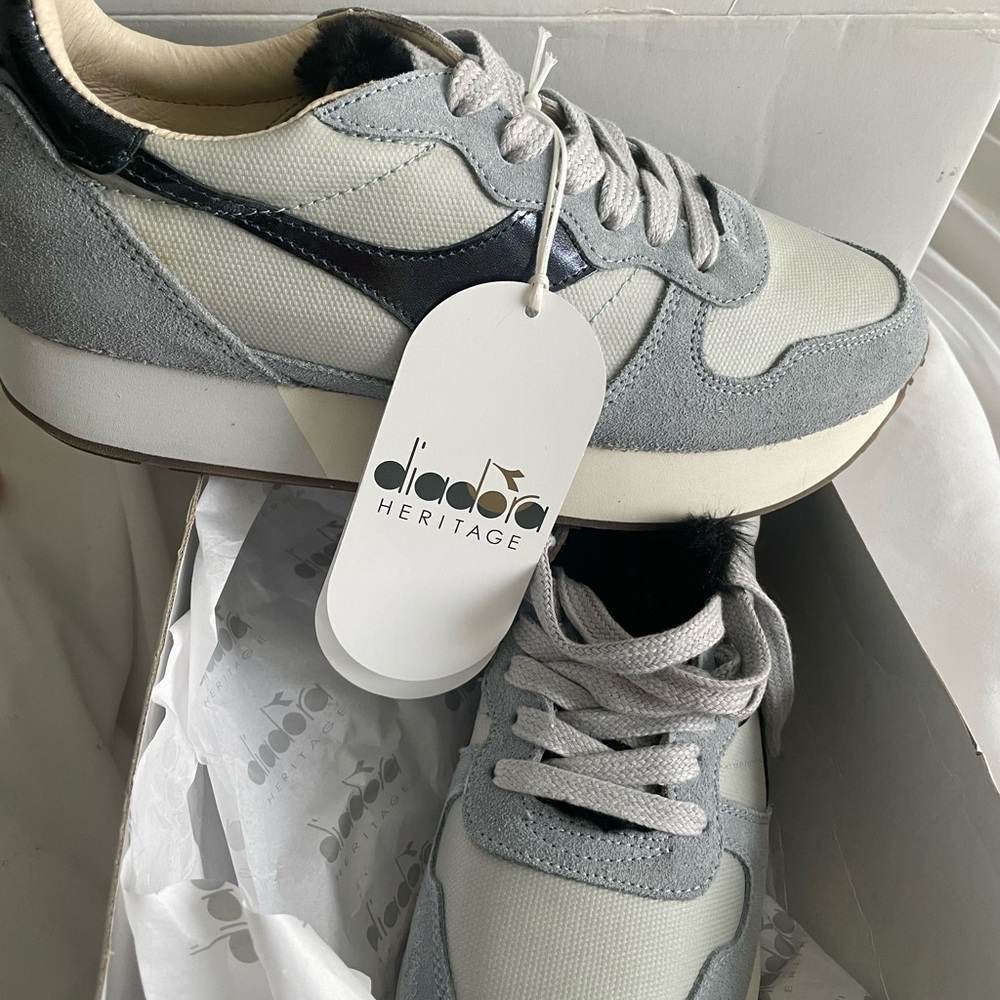 Diadora Heritage BNWT womens sz 8
